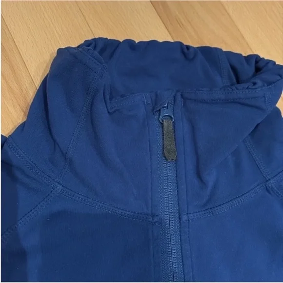 Lululemon Active Blue Jacket & Black 21“ Run Inspire Capri Crop Legging - size 8 - Picture 13 of 16
